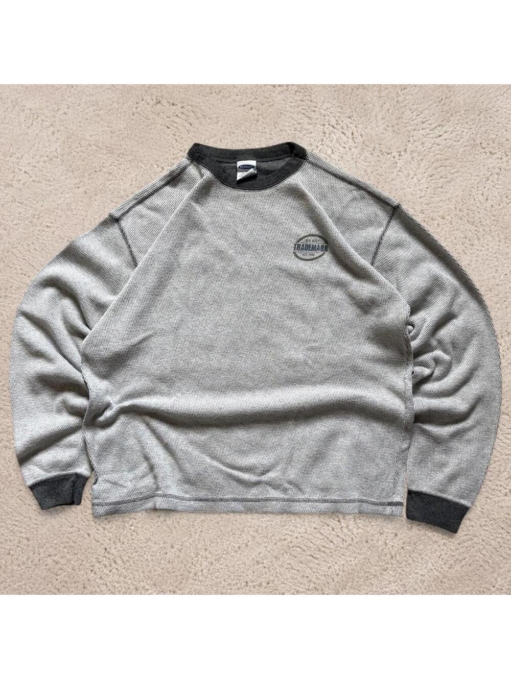 Beautiful vintage Y2K Old navy thermal long sleeve shirt.